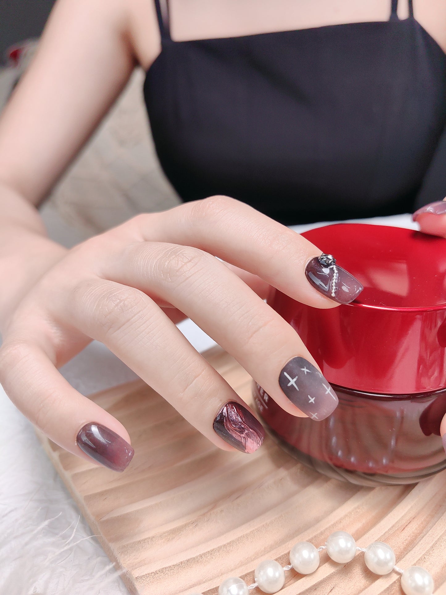 Cool Funky Nails, Glitter Press on Nails